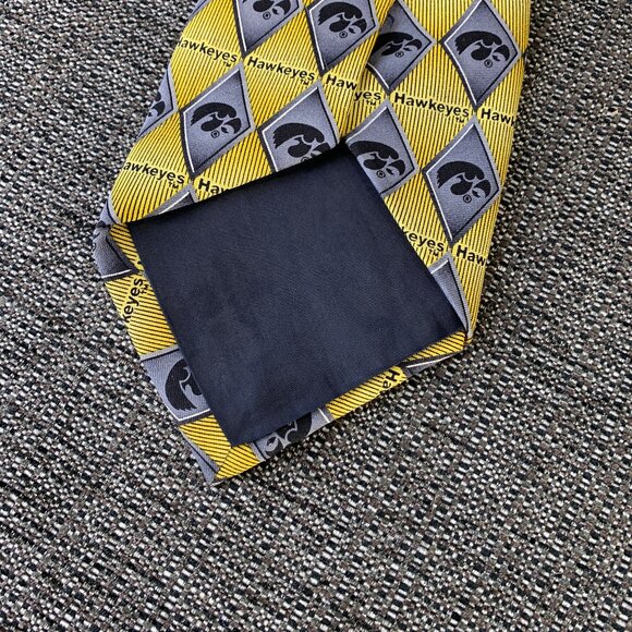 University of Iowa Hawkeyes Silk Necktie - black yellow geometric tie vintage - Picture 7 of 7